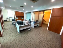 Highland Centre (D19), Office #452192721